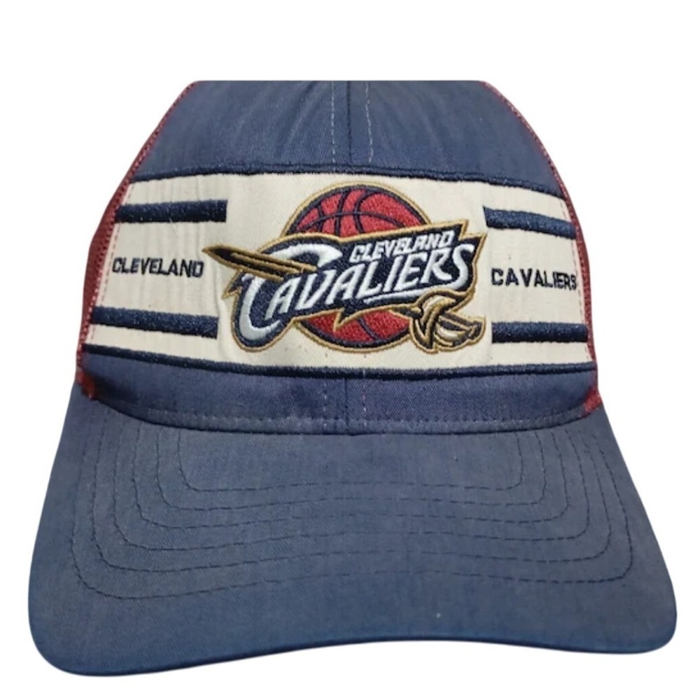 VINTAGE Cleveland Cavaliers Reebok NBA Hat Cap Maroon Blue Basketball Trucker